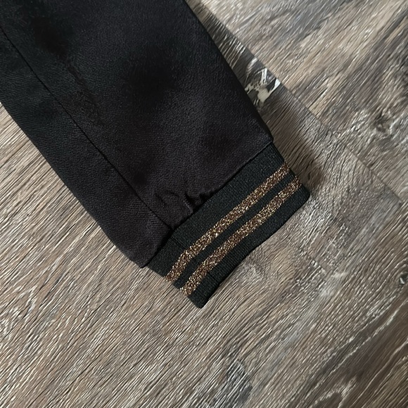 Little Marc Jacobs Star Swan Satin Reversible Black Gold Jacket Size 4 Kids New! - Picture 8 of 16